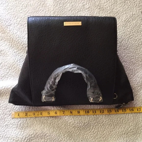 Danielle Nicole Alexa Tote - Picture 5 of 11